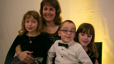 Angela Marshall and children