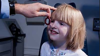 Child receives retinoscopy