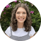 Dr Aoife Hunter PhD, MCOptom, Prof Cert LV, Prof Cert Med Ret