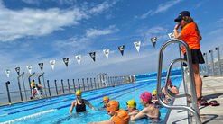 Swimmers with sight loss at Sea Lanes Brighton