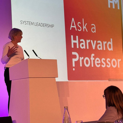 Professor Sally Lewis presents at the 2025 National Optical Conference