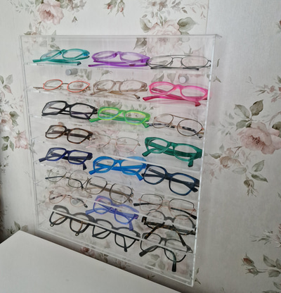 glasses cabinet