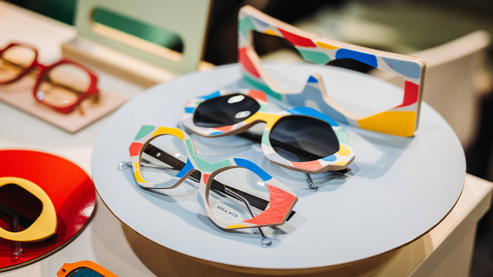 Spectacles at 100% Optical