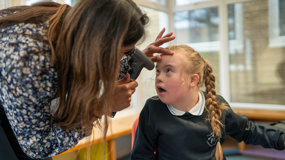 Ellie having a sight test