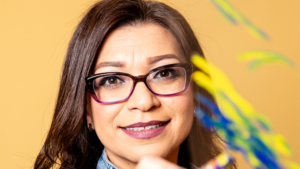 Shabnam Fazl paints the lens of the camera