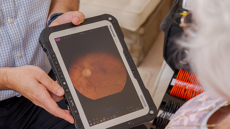 Simon Raw, domiciliary optometrist