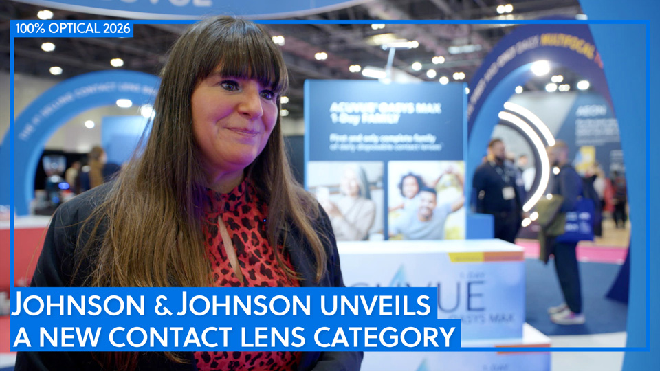 Robyn Marsen on the J&J stand at 100% Optical