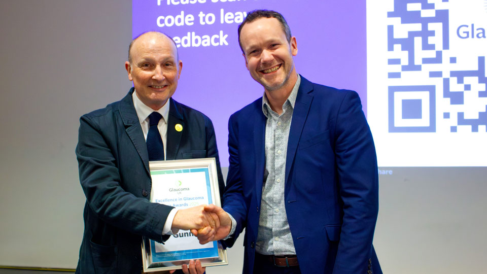 Professor Anthony King presents Paddy Gunn with the 2025 Excellence in Glaucoma Care Award