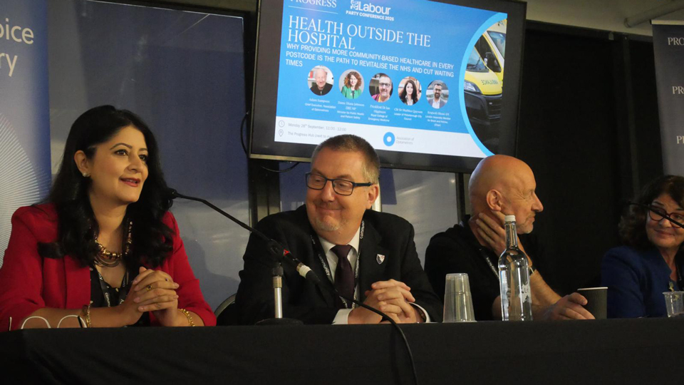 Dr Shabina Qayyum and Ian Higginson speaking on the AOP panel
