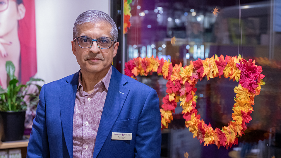 Optometrist Deven Lakhani