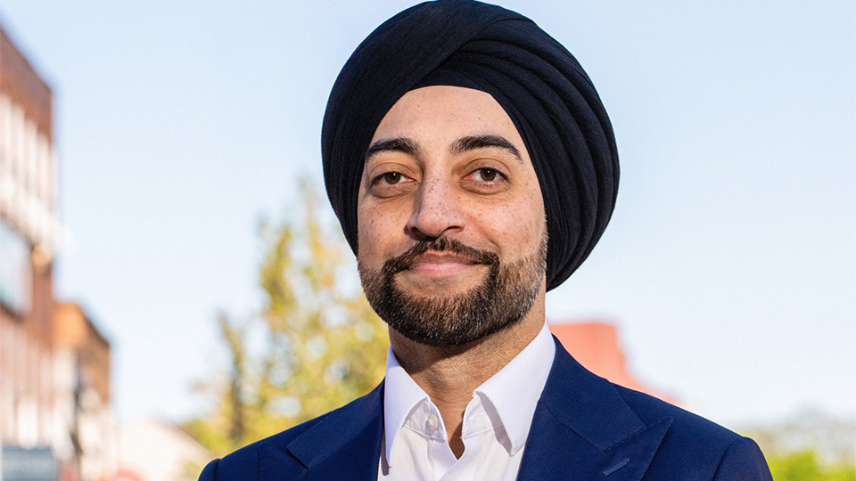 Irinder Khakha, IP optometrist and ophthalmic director of Specsavers Hayes