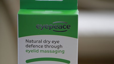 First personal eyelid massager launched in the UK