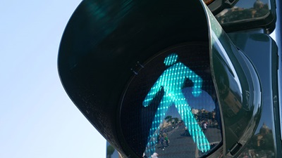 green pedestrian light