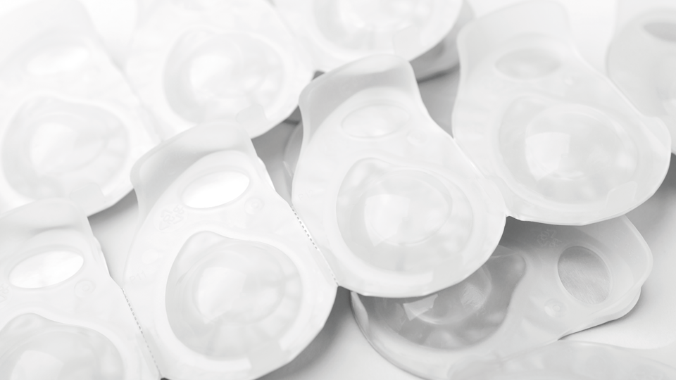 Contact lens cases