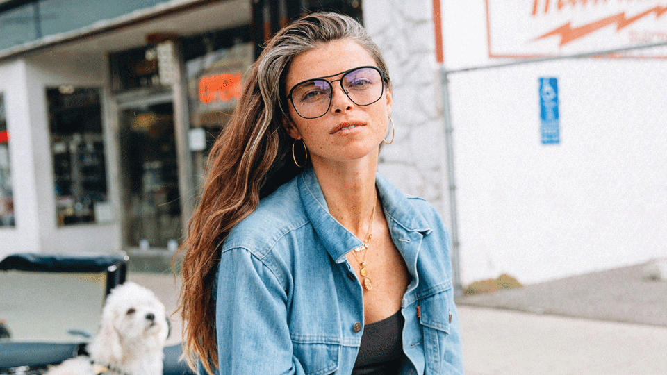 female model with glasses