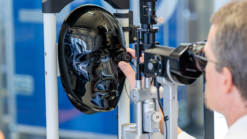 slit lamp fundoscopy 