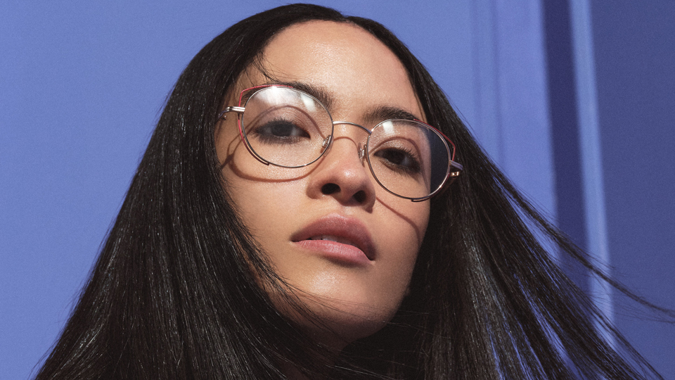 frames on woman