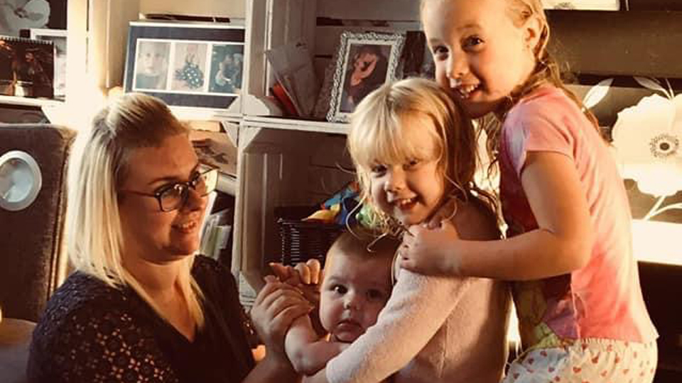 Carla and children