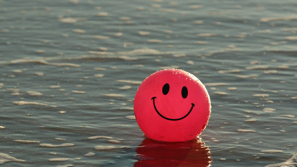ball in the water