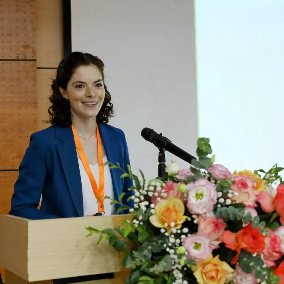 Optometrist Fiona Buckmaster speaks at Vietnam’s first myopia management conference in 2023.