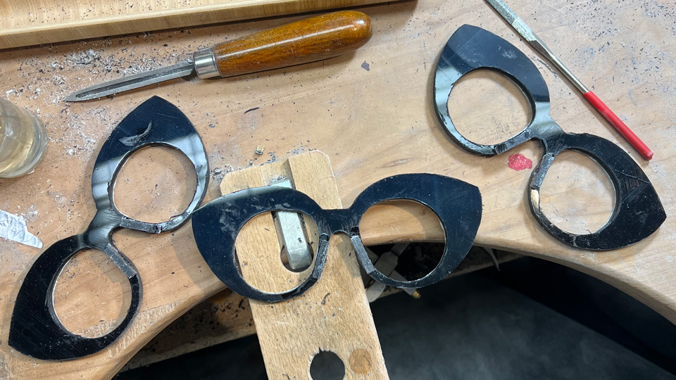 Okkul’s frames are handmade by the founder, Zsani 