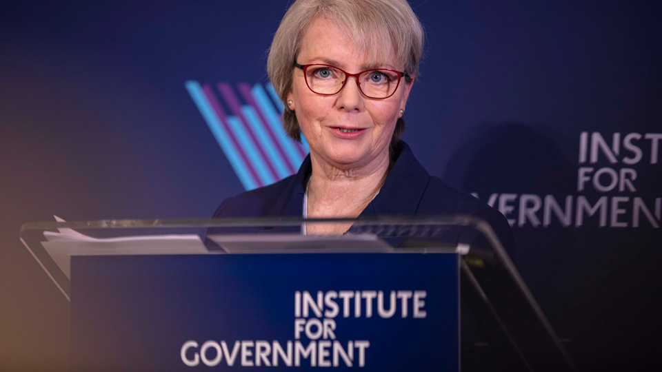 Shadow health minister and former NHS manager, Karin Smyth MP