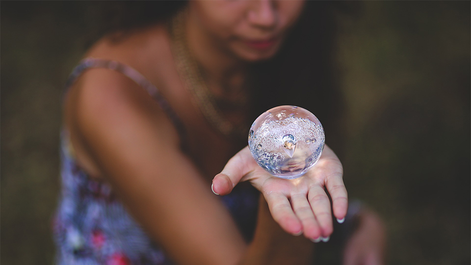 Crystalball1